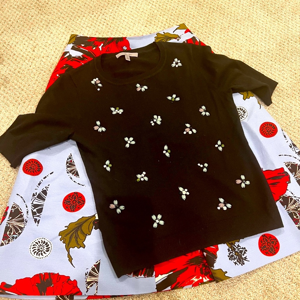 Classiques enrier mid length skirt set, sweater extra small skirt 4 petite